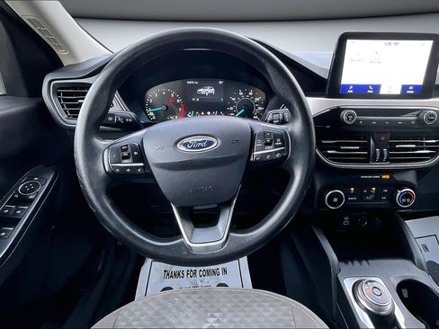Used 2021 Ford Escape SE image 8