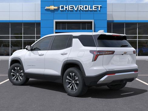 New 2026 Chevrolet Equinox LT w/ Convenience Package II image 3