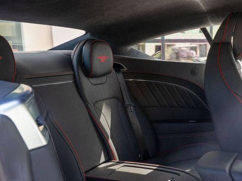 Used 2024 Bentley Continental GT image 27