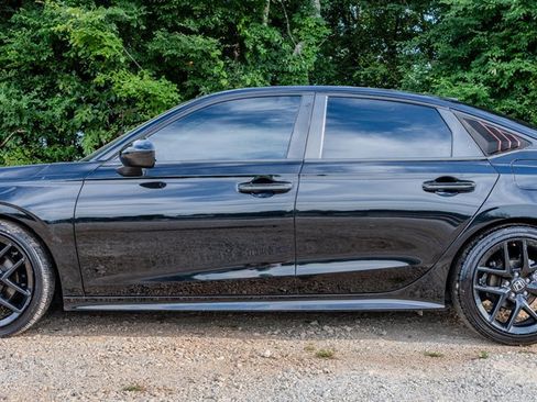 Used 2022 Honda Civic Sport image 2