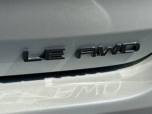 Certified 2020 Toyota Highlander LE AWD/4WD image 32