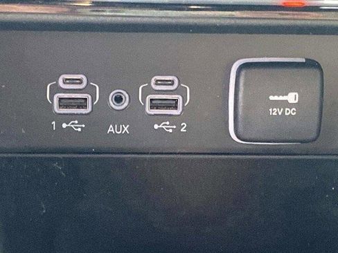 Used 2024 Jeep Grand Cherokee L Limited image 14