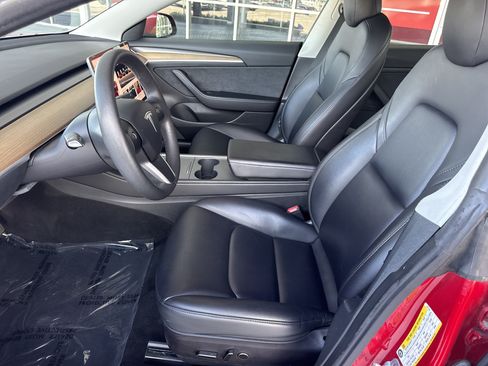 Used 2023 Tesla Model 3 Standard Range RWD image 31