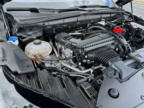 Used 2024 Lincoln Nautilus Reserve image 26