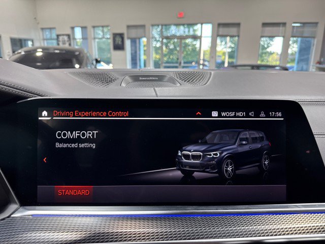 Used 2019 BMW X5 xDrive50i w/ M Sport Package AWD/4WD image 69