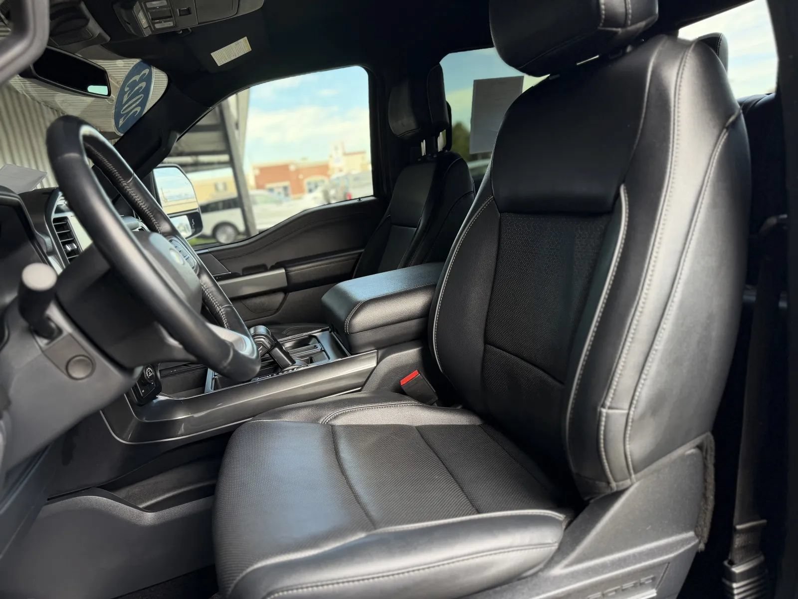 Used 2023 Ford F150 Lariat w/ Equipment Group 502A High AWD/4WD image 15
