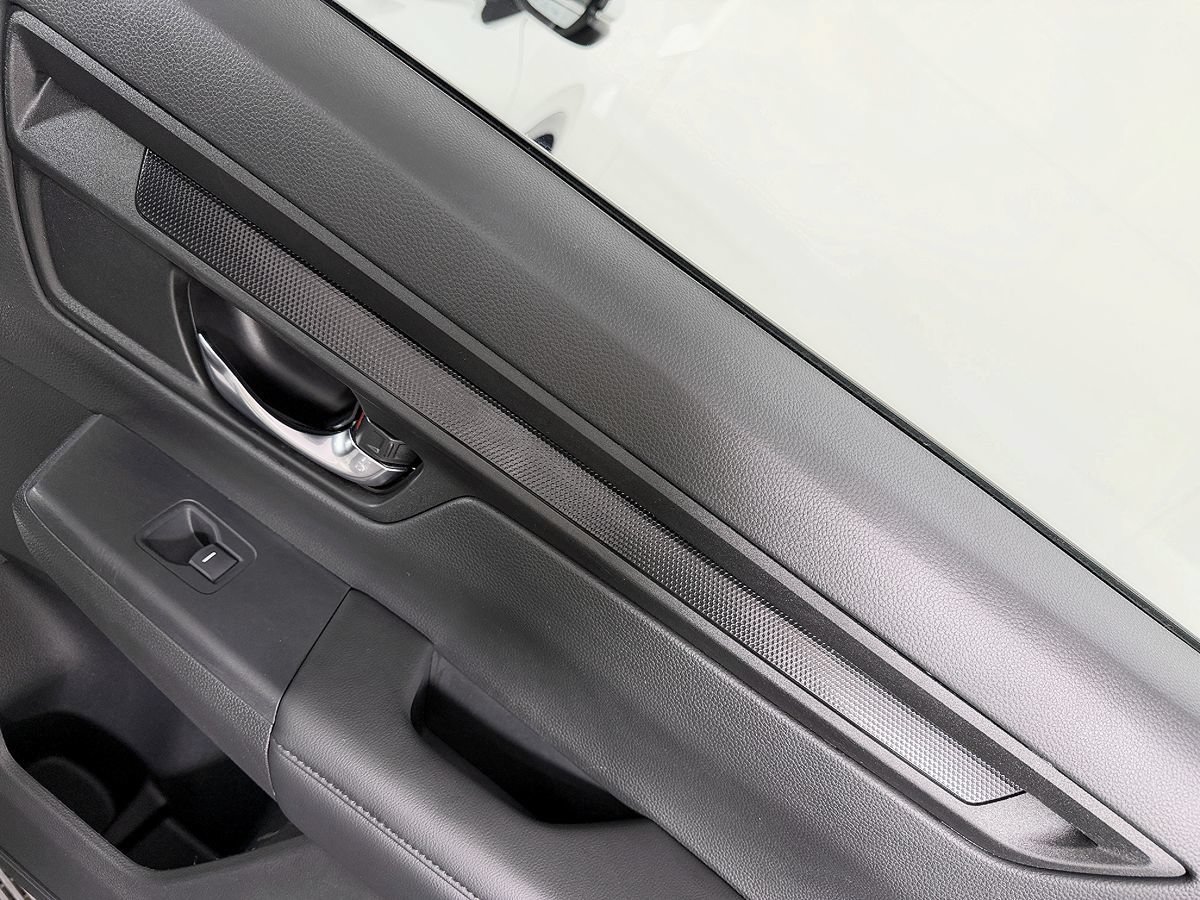 Used 2023 Honda CR-V LX image 39