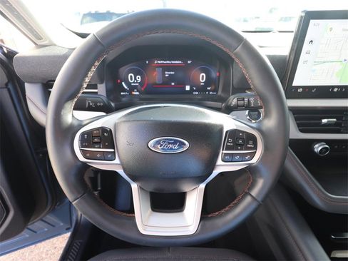 Used 2025 Ford Explorer Active image 15