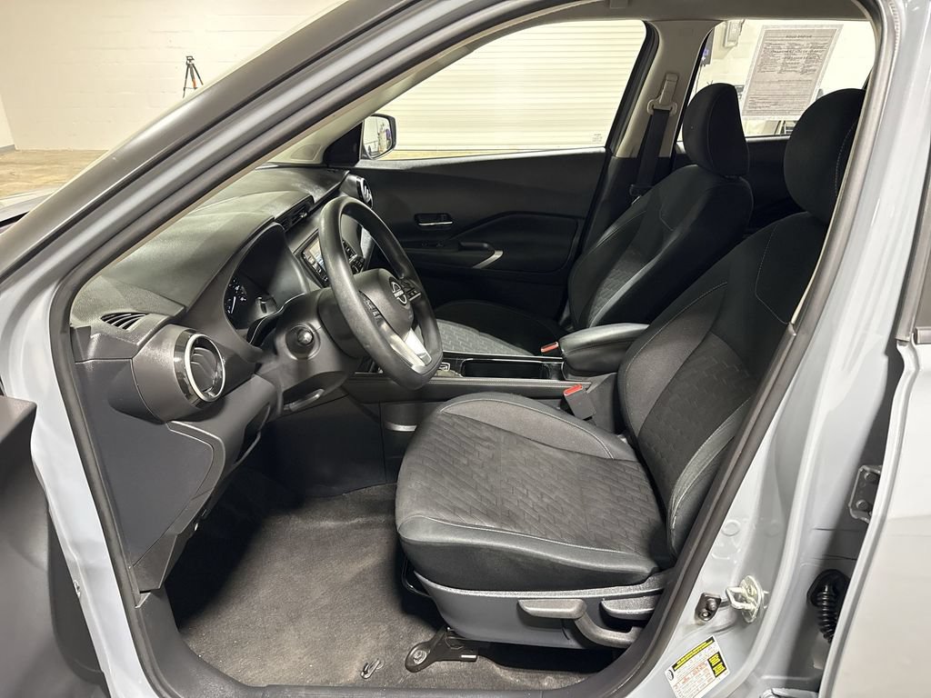 Used 2023 Nissan Kicks SV FWD image 19