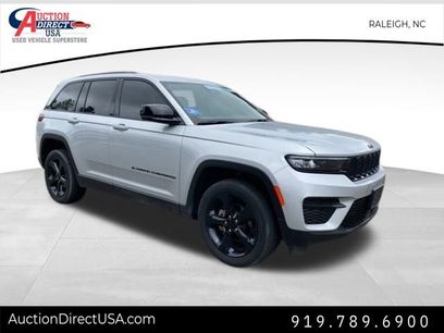 Used 2022 Jeep Grand Cherokee Altitude