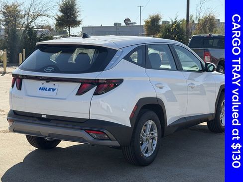 New 2026 Hyundai Tucson SE image 4