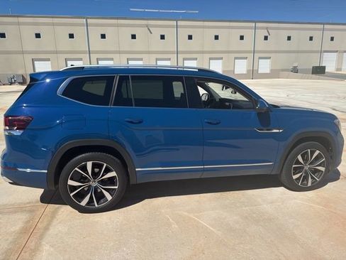Used 2025 Volkswagen Atlas SEL Premium R-Line image 5