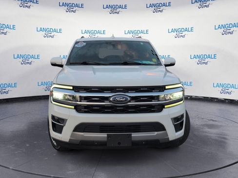Used 2022 Ford Expedition Limited image 12