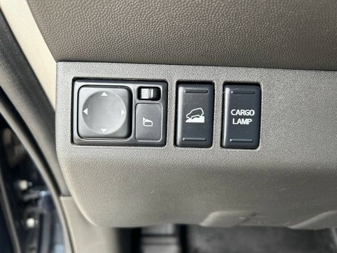 Used 2018 Nissan Frontier PRO-4X AWD/4WD image 13