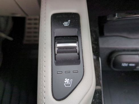 Used 2024 Kia Telluride SX FWD image 23