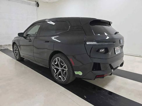 Used 2024 BMW iX xDrive50 w/ Premium Package AWD/4WD image 3