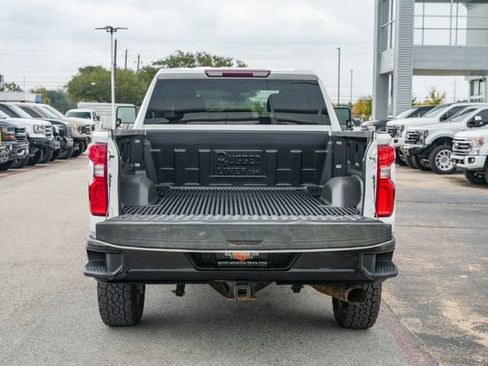Used 2021 Chevrolet Silverado 2500 Custom w/ Custom Value Package AWD/4WD image 10