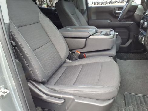 Used 2023 Chevrolet Silverado 1500 Custom image 17