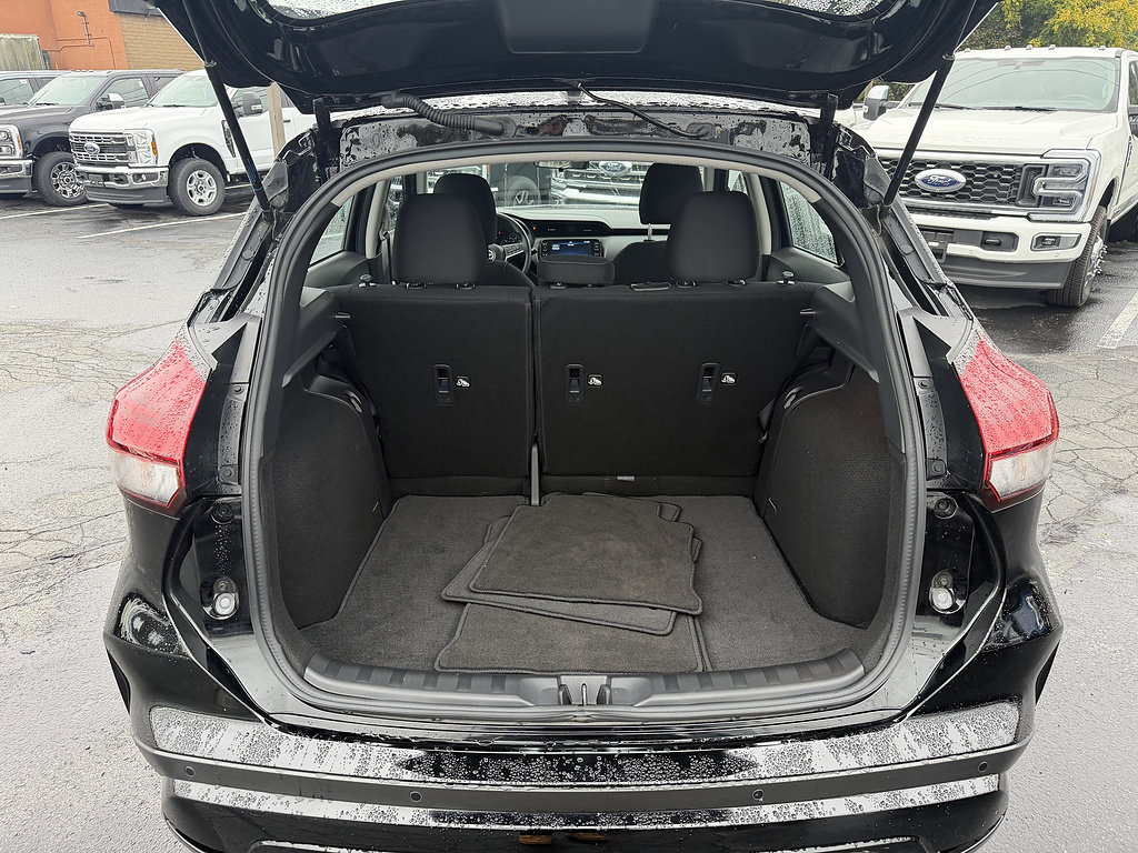 Used 2024 Nissan Kicks SV FWD image 5