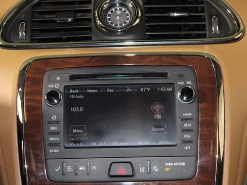 Used 2017 Buick Enclave Premium w/ Enclave Tuscan Edition image 15