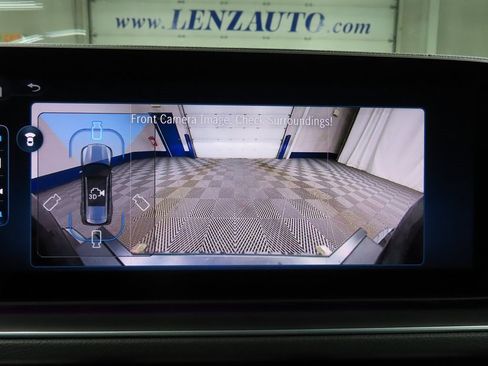 Used 2025 Mercedes-Benz GLS 450 4MATIC image 15