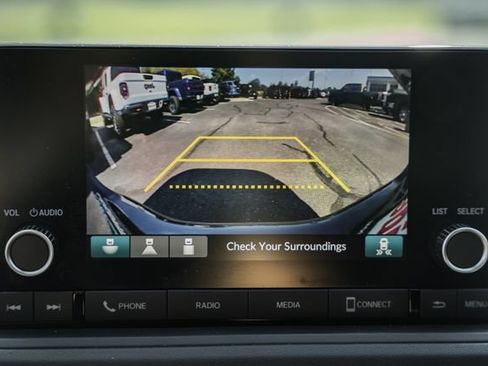 Used 2025 Honda Accord SE image 41