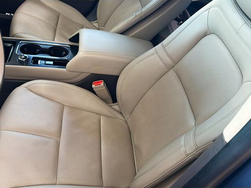 Used 2022 Lincoln Corsair Reserve w/ Sport Package AWD/4WD image 18