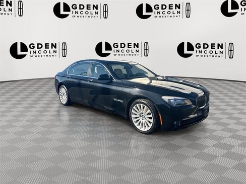 Used 2012 BMW 750Li image 2