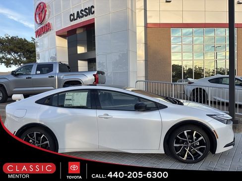 New 2026 Toyota Prius Plug-In Hybrid image 1