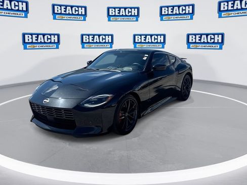Used 2024 Nissan Z Performance w/ Floor Mat Package RWD image 4