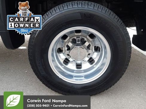 Used 2024 GMC Sierra 3500 Denali Ultimate image 32