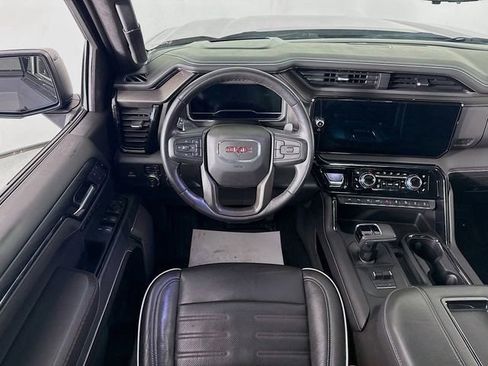 Used 2022 GMC Sierra 1500 AT4X image 24