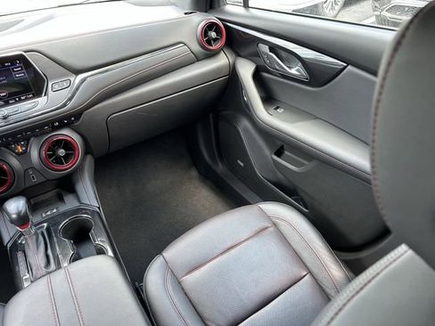 Used 2019 Chevrolet Blazer RS image 21