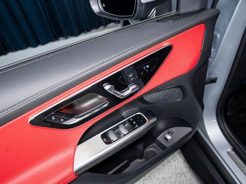 New 2026 Mercedes-Benz GLC 300 image 11