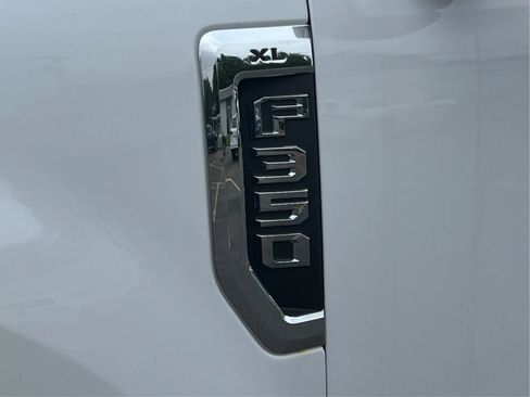 Used 2020 Ford F350 XL w/ Power Equipment Group AWD/4WD image 28