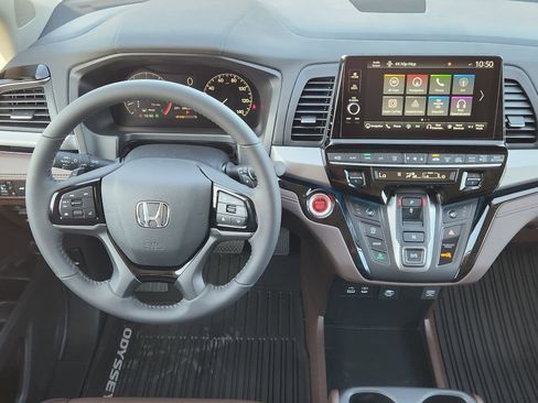 New 2026 Honda Odyssey Touring image 31