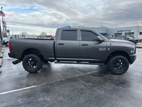 Used 2015 RAM 2500 Tradesman image 4