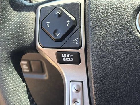 Used 2020 Toyota 4Runner SR5 Premium w/ Moonroof Package AWD/4WD image 33