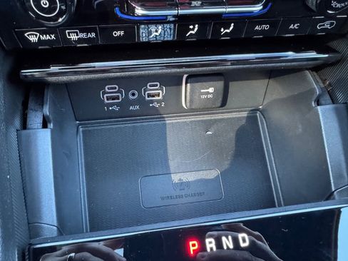 New 2025 Jeep Grand Cherokee Altitude image 26