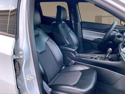 Used 2024 Jeep Compass Latitude w/ Convenience Group image 7