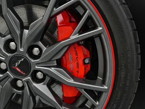 Used 2023 Chevrolet Corvette Stingray Premium Conv w/ Z51 Performance Package RWD image 13
