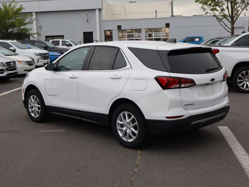 Used 2024 Chevrolet Equinox LT w/ LPO, Floor Liner Package AWD/4WD image 8