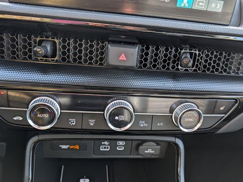 Used 2024 Honda CR-V EX-L image 30