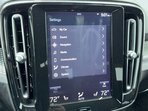 Used 2019 Volvo XC40 T5 R-Design image 25