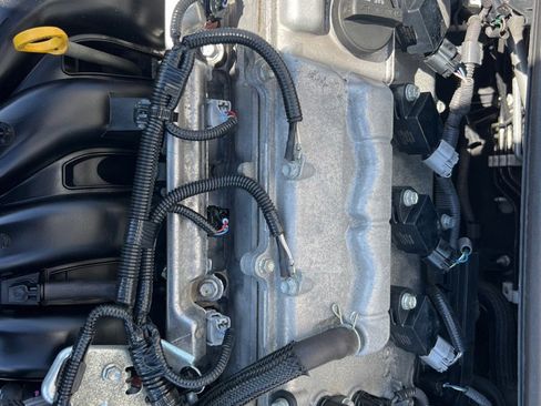 Used 2020 Toyota Corolla LE image 44