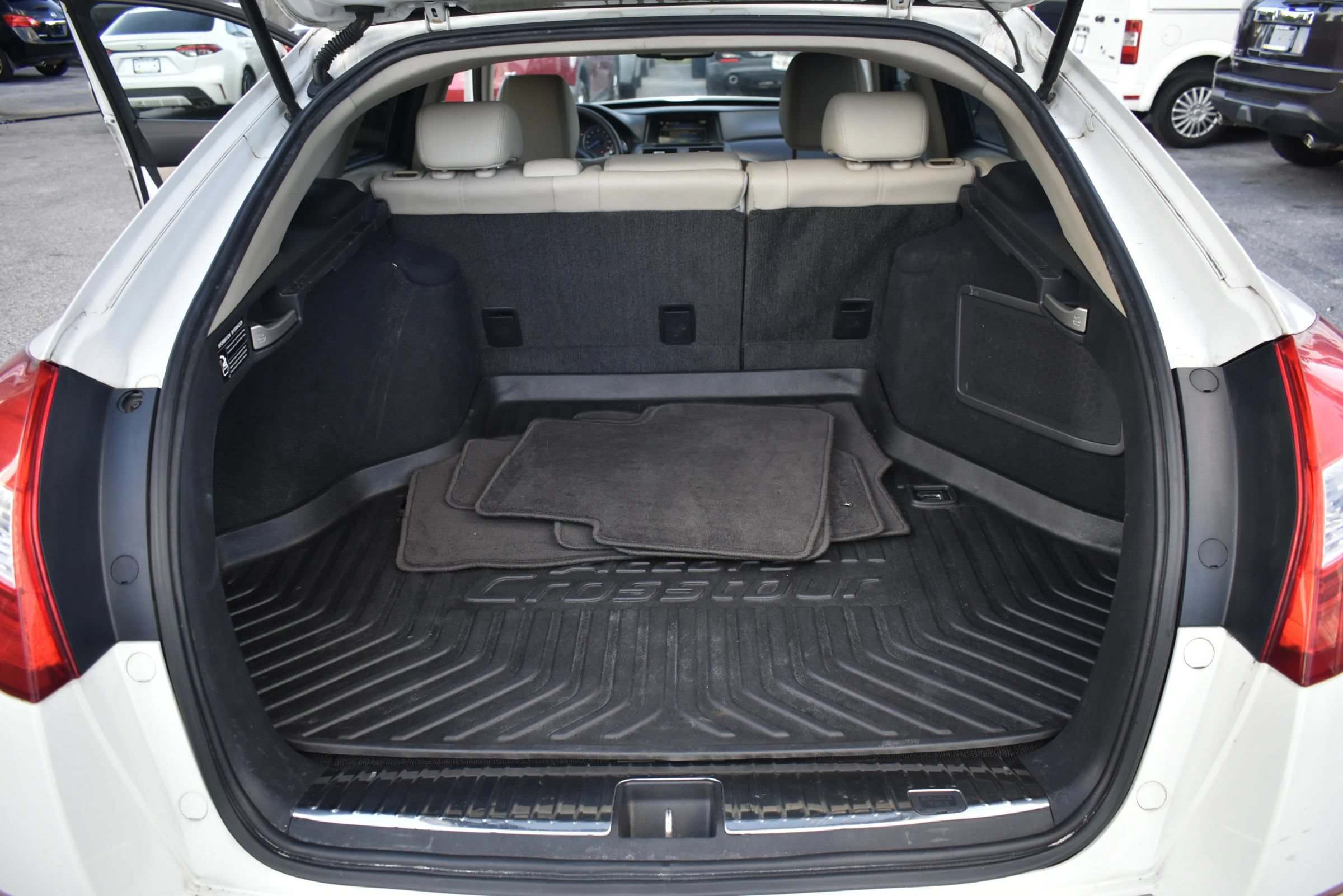 Used 2013 Honda Crosstour EX-L image 40