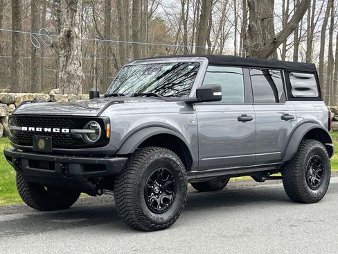 Used 2022 Ford Bronco Wildtrak AWD/4WD image 19