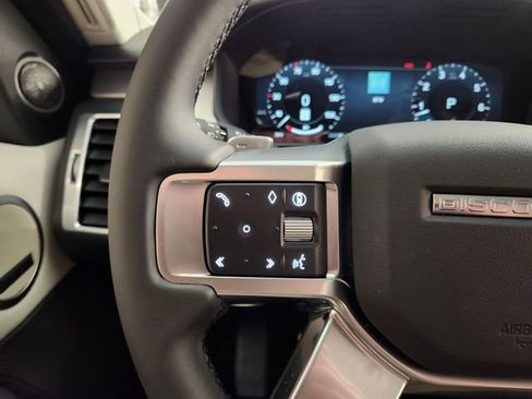 New 2026 Land Rover Discovery Limited Edition image 26