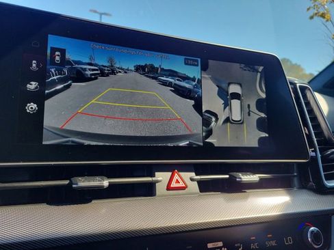 New 2025 Kia Sportage SX Prestige image 28