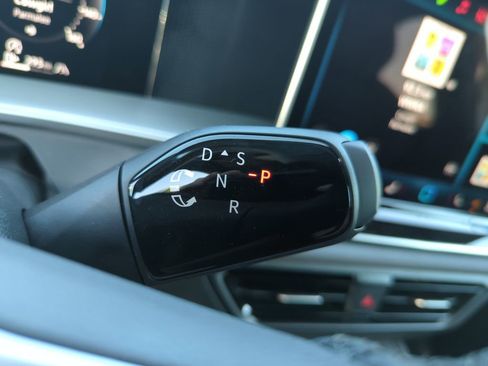 New 2026 Volkswagen Tiguan SE R-Line image 44